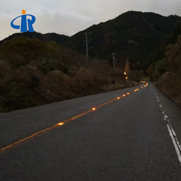 <h3>Solar Reflector Road Stud Lights Municipal Highway Warning </h3>
